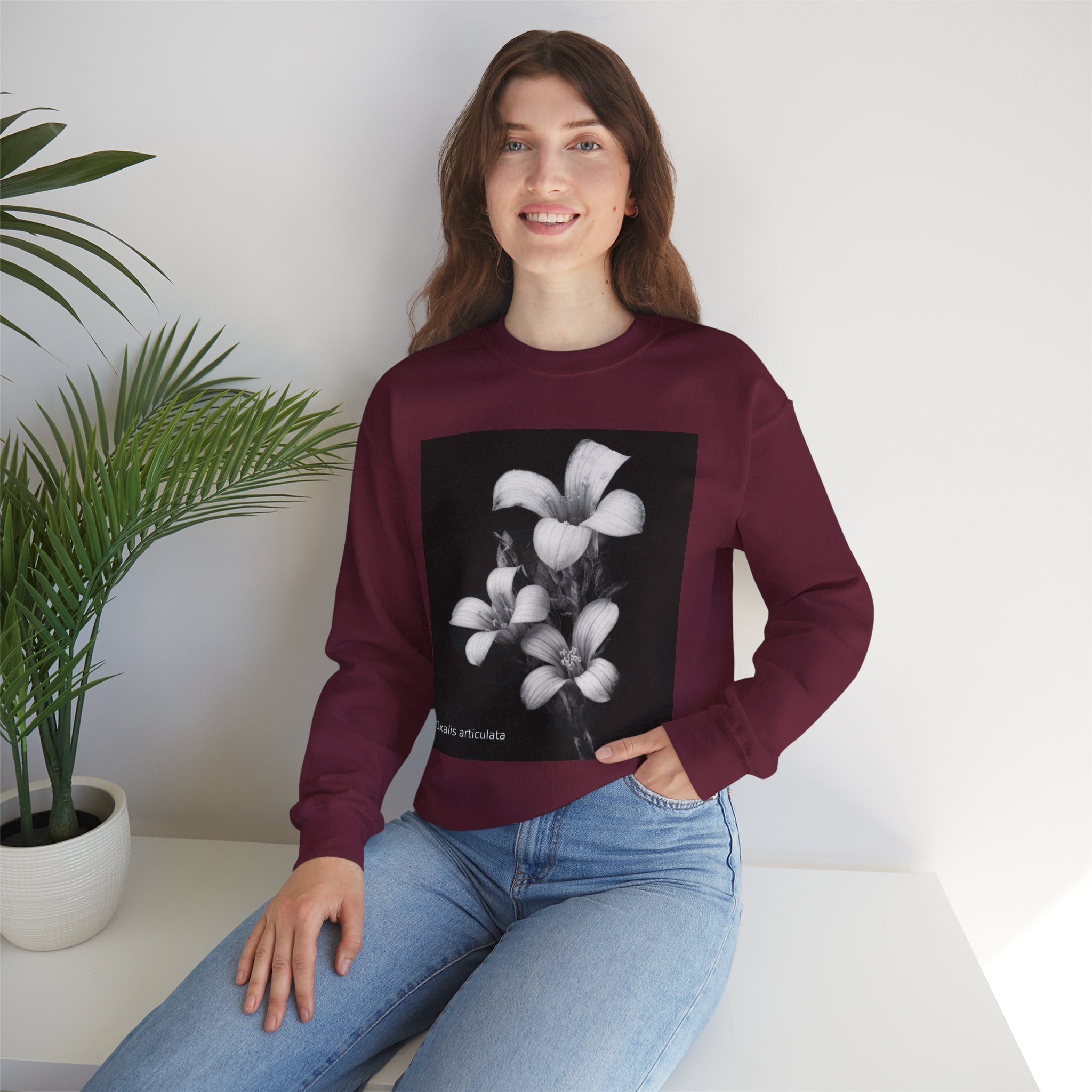 Oxalis — The Survivor Blossom, Strenght in Unity Unisex Heavy Blend™ Crewneck Sweatshirt